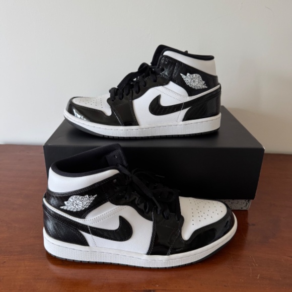 Jordan 1 Mid SE All-Star Carbon Fiber Black/White - Size 9.5 - Picture 3 of 8